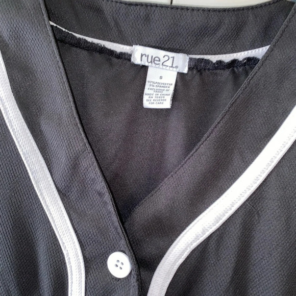 Rue21 Angel baseball shirt - Picture 2 of 6